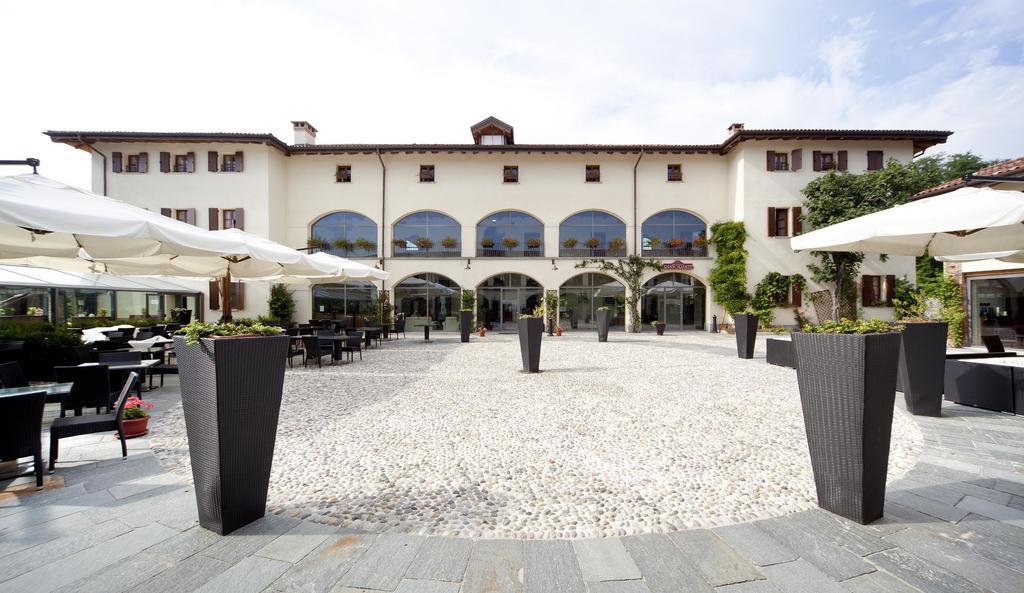 Hotel Cascina Canova Uggiate-Trevano Zewnętrze zdjęcie